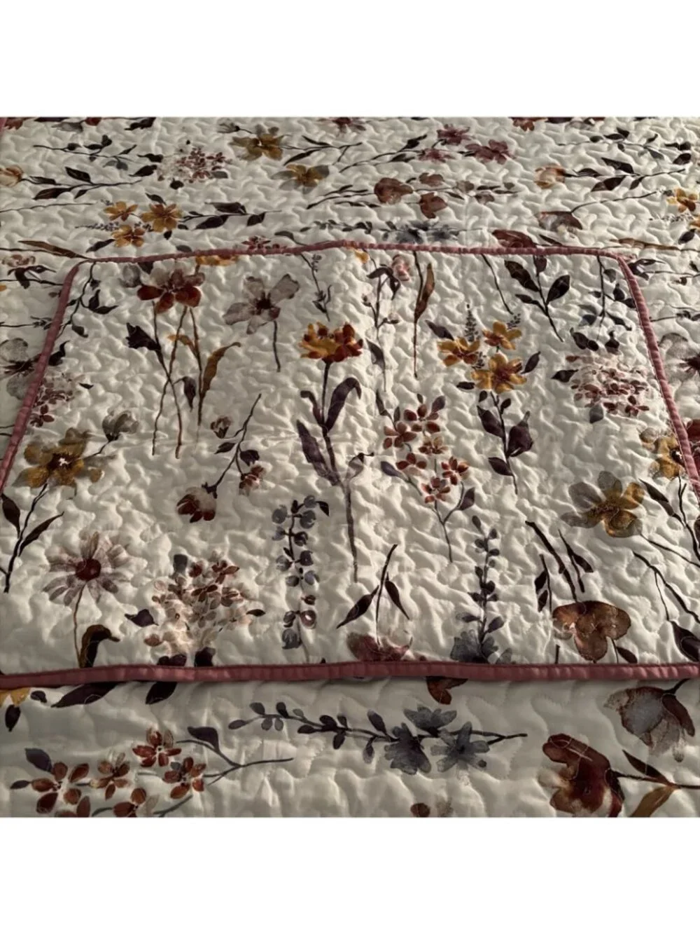 Vintage Quilted Bedspread W/ 2 Standard Shams Full Size Multicolor Floral Retro